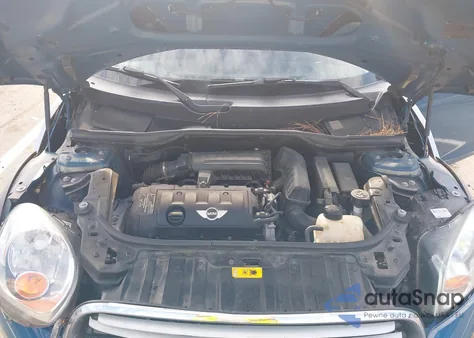 2011 Mini Cooper из США, поврежденный, VIN WMWZB3C55BWM00840